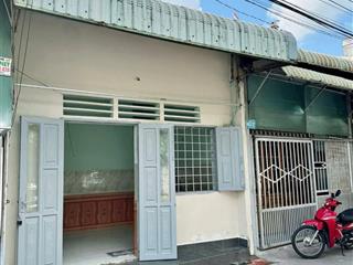 Bán rẻ nhà dĩ an gần ngã 3 ông xã