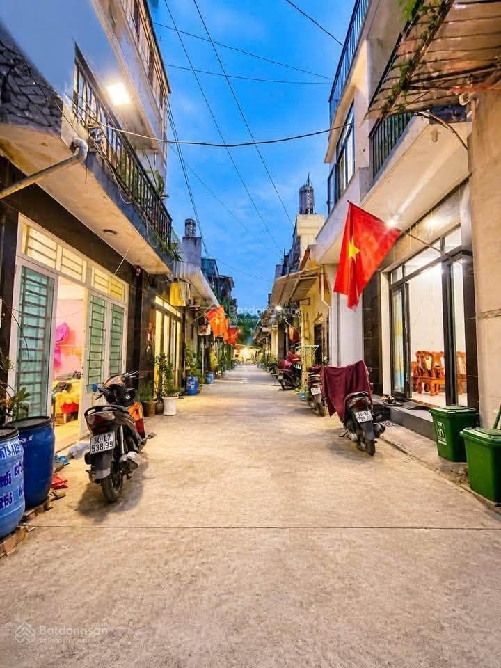 Bán rẻ nhà phường đông hòa thành phố dĩ an gần thủ đức