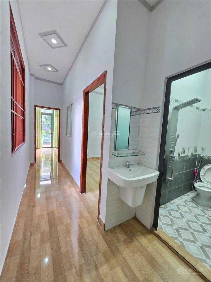 Bán rẻ nhà 3 mặt thoáng lê phong dĩ an