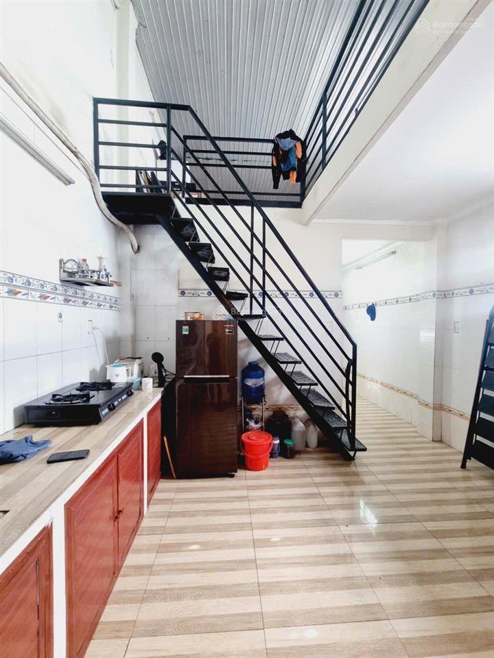 Bán rẻ nhà dĩ an, gần đường thống nhất, làng đại học