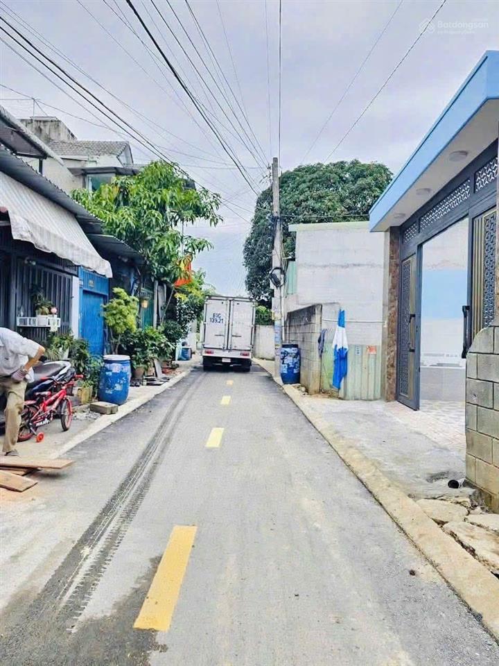 Bán rẻ nhà đông hòa dĩ an sân xe hơi 7c gần bigc go