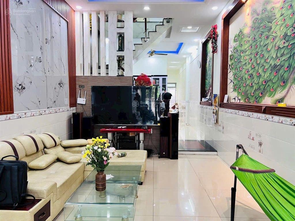 Bán nhà đông hòa dĩ an sát làng đại học quốc gia