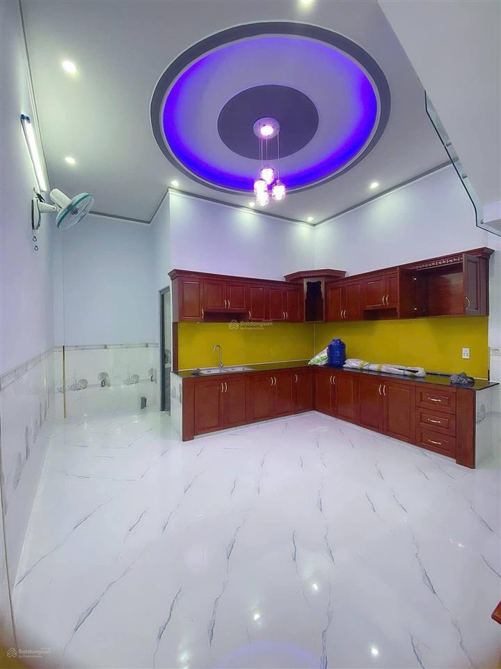 Bán nhà mới hoàn thiện tân đông hiệp dĩ an gần trung tâm y tế