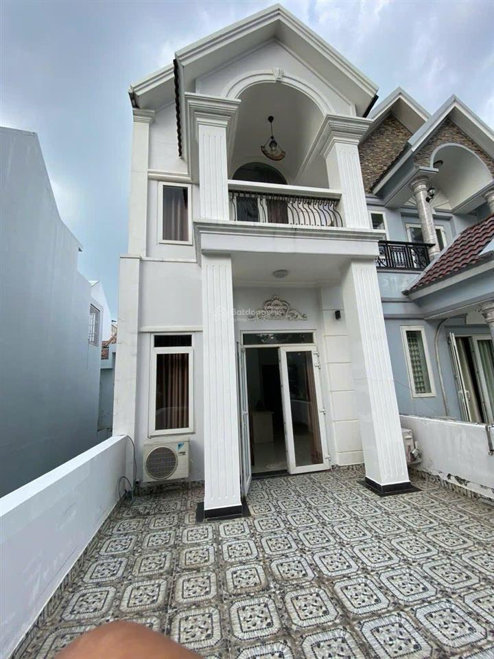 Bán rẻ nhà trung tâm hành chính dĩ an