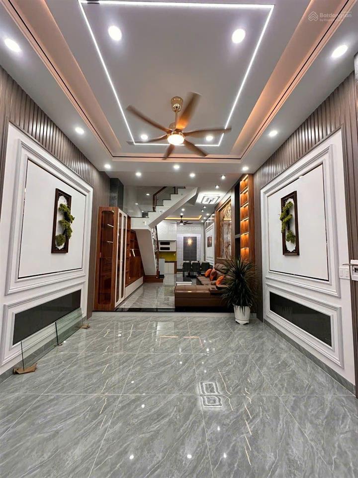 Bán nhà phố hoàn công dĩ an hồ chí minh