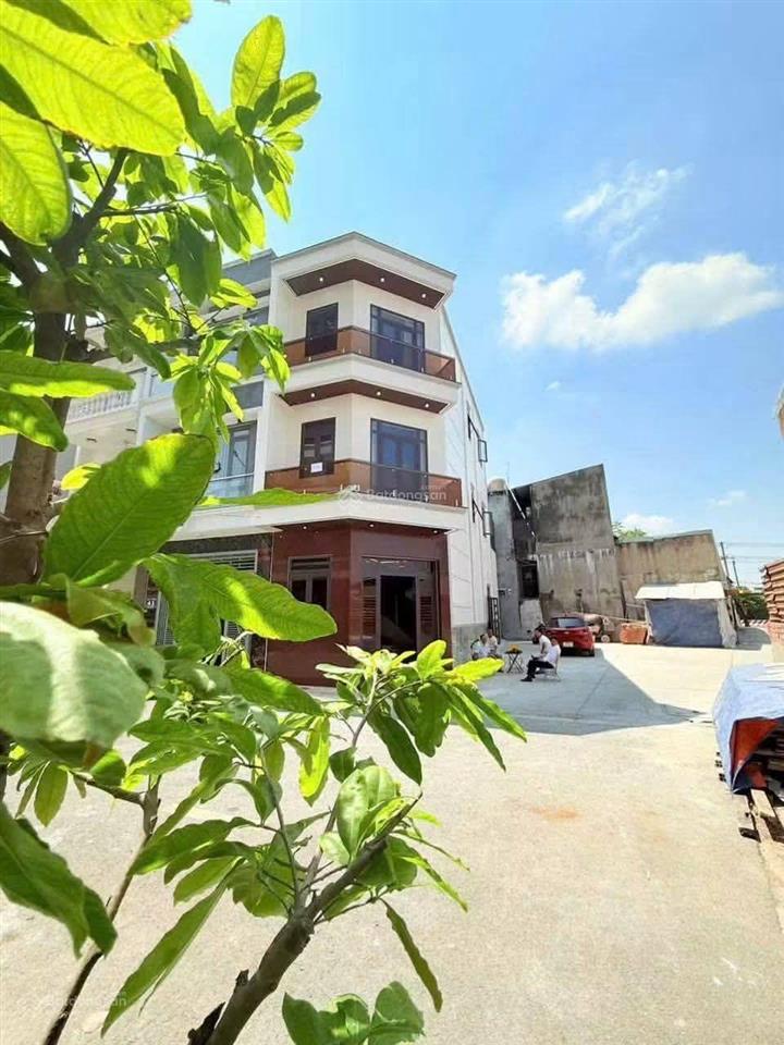 Bán nhà mới 2 mặt tiền lê phong ngay vincom dĩ an