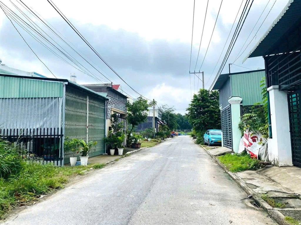 Bán đất hòa lợi sau trường đại học quốc tế miền đông, sát thành phố mới, siêu thị aeon tuyến metro.