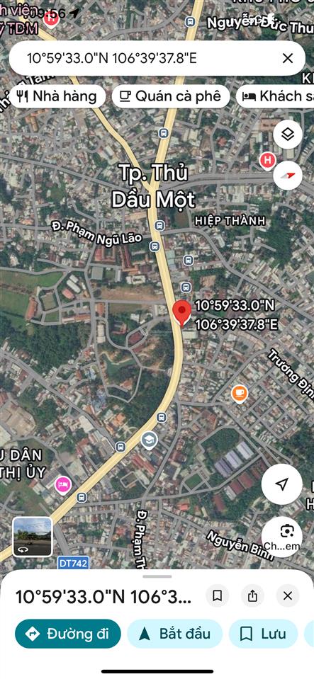 Mặt tiền quốc lộ 13, ngay trung tâm bình dương, giá cực rẻ. 0933 292 ***