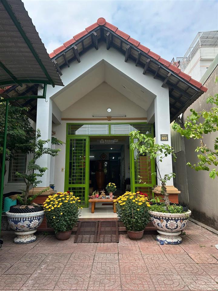Nhà mặt tiền huỳnh văn lũy, vị trí trung tâm, giá rẻ. 0933 292 ***