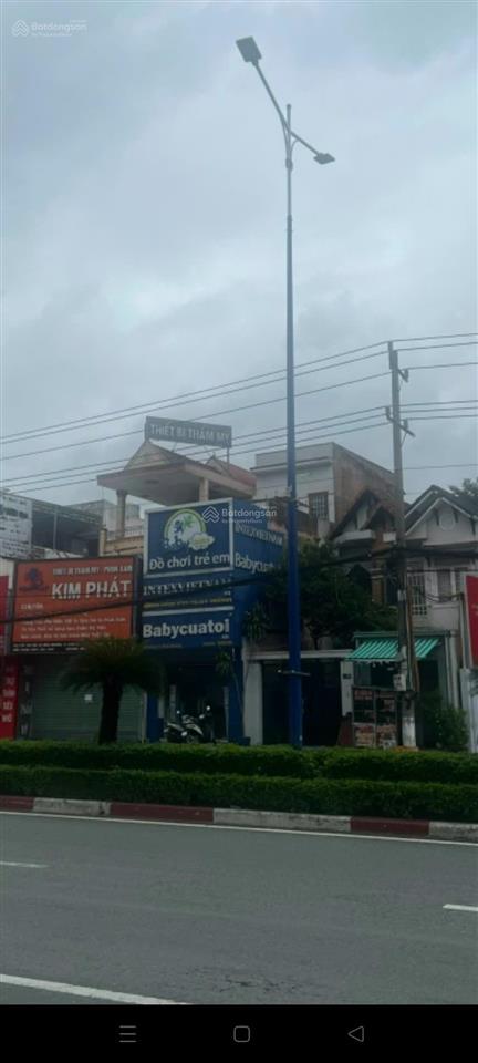 Mặt tiền quốc lộ 13, ngay ngã tư chợ đình, vị trí siêu vip, giá rẻ. 0933 292 ***