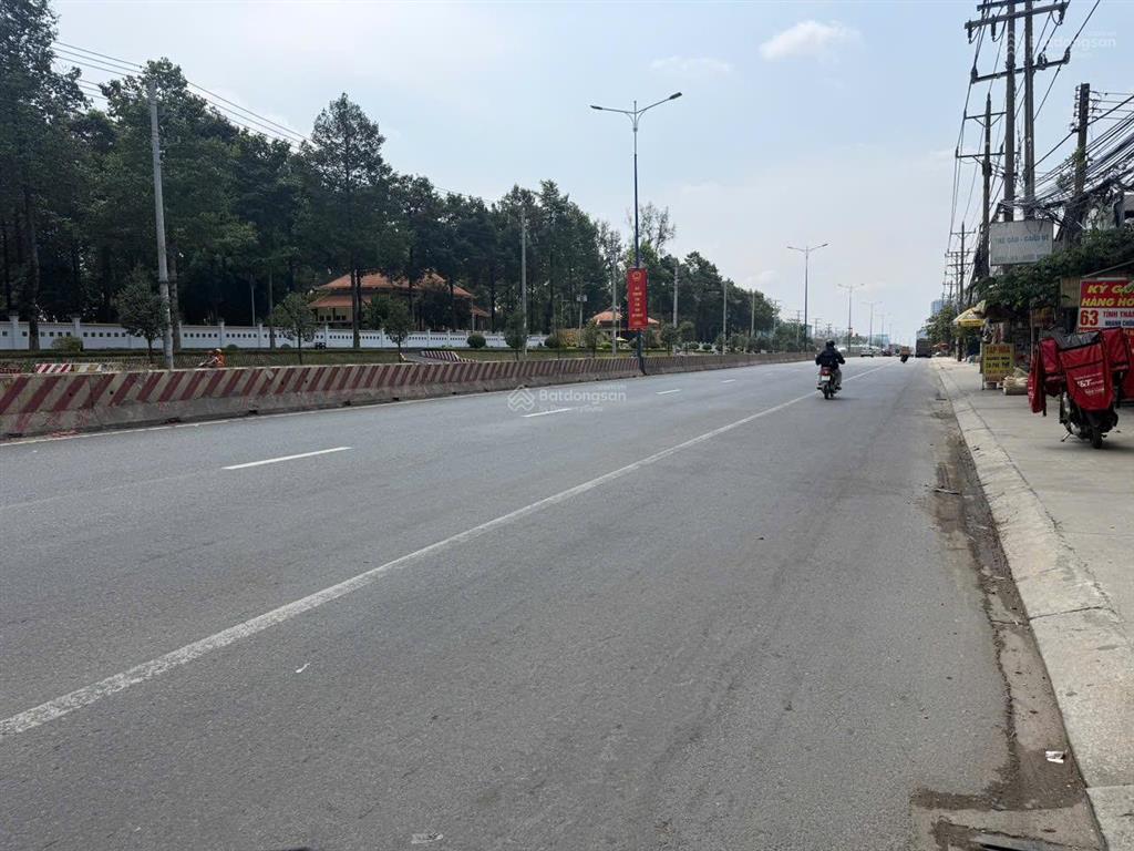 Mặt tiền quốc lộ 13 phường thuận giao, giá rẻ nhất, vị trí kinh doanh. 0933 292 ***