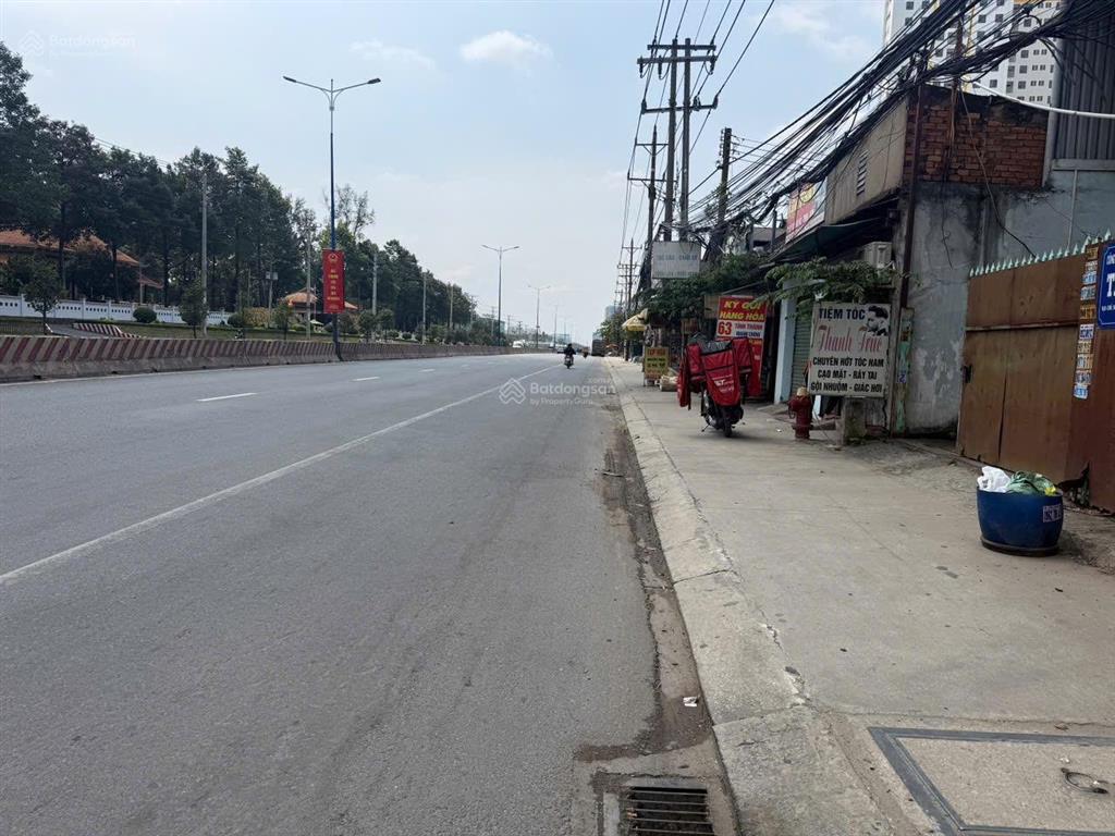 Mặt tiền quốc lộ 13 phường thuận giao, giá rẻ nhất, vị trí kinh doanh. 0933 292 ***