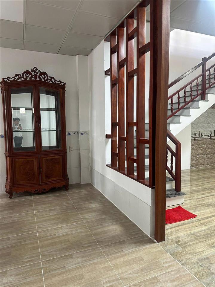 Nhà ở phú thọ ngay trung tâm thủ dầu một, giá cực rẻ. 0933 292 ***
