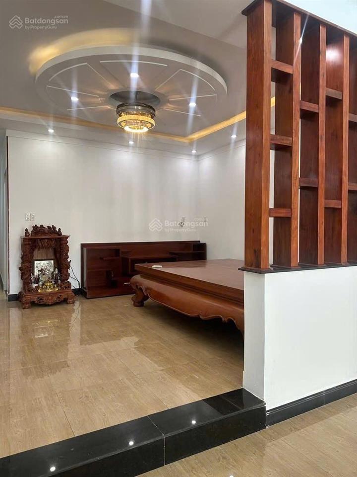 Nhà ở phú thọ ngay trung tâm thủ dầu một, giá cực rẻ. 0933 292 ***