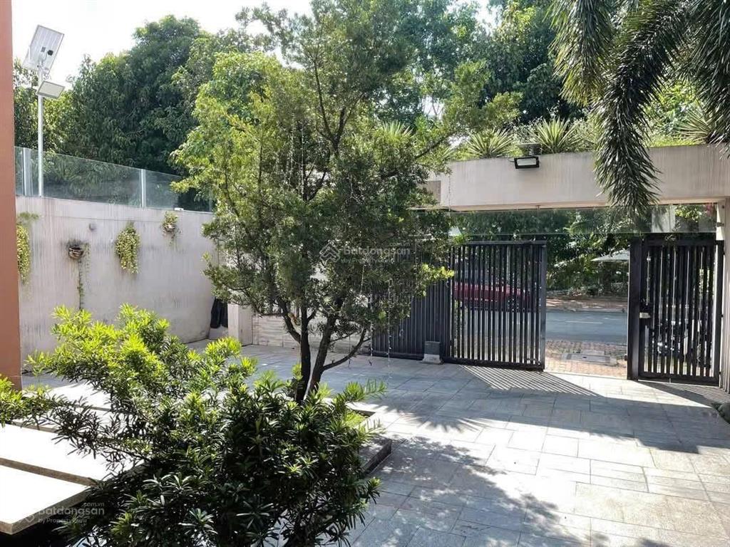 Biệt thự đường số 23 hiệp thành, căn view công viên, giá rẻ. 0933 292 ***