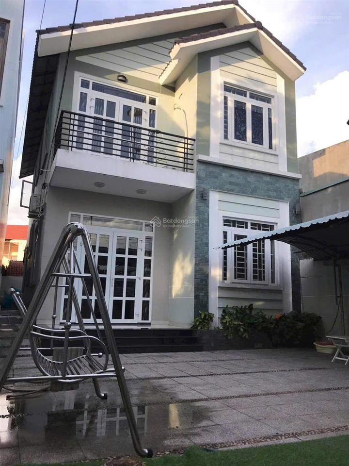 Ngay ngã ba nam sanh, nhà vip nhất bình dương, giá cực rẻ. 0933 292 ***