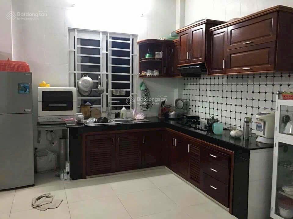 Ngay ngã ba nam sanh, nhà vip nhất bình dương, giá cực rẻ. 0933 292 ***