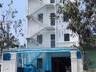 Bán khách sạn tại trung tâm thành phố mới bình dương, thu nhập cao, giá rẻ. 0933 292 ***