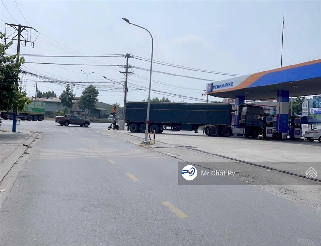 Bán xưởng 2557m² (30x86) ngay sát đường mỹ phước tân vạn. giá 43 tỷ, không cấm công