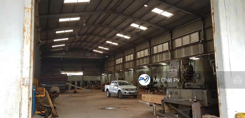 Bán xưởng 3220m² (ngang 38m) sát bên đường lê thị trung (giá bán 42 tỷ)