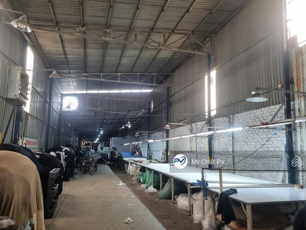 Bán đất tặng nhà xưởng (xưởng xây full) 858m2 =16 tỷ 300 mặt tiền đt 743 gần bưu điện tân đông hiệp