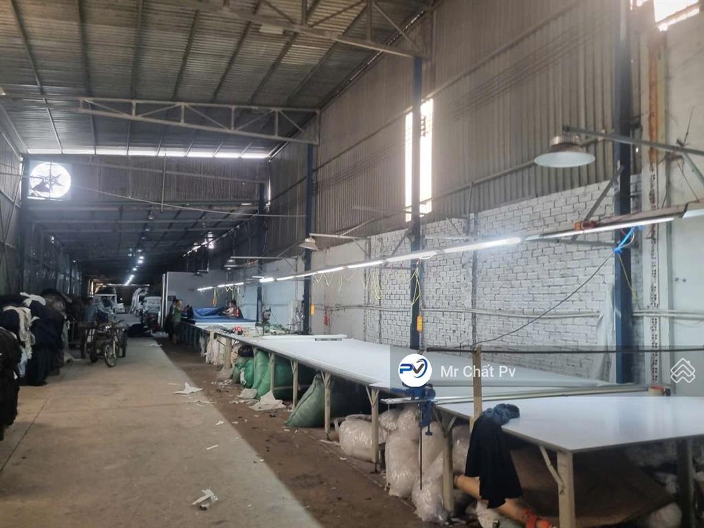 Bán đất tặng nhà xưởng (xưởng xây full) 858m2 =16 tỷ 300 mặt tiền đt 743 gần bưu điện tân đông hiệp
