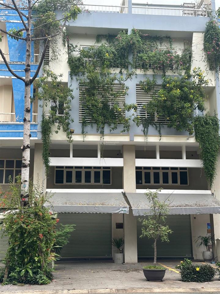 Mặt tiền bùi thị xuân cách góc 2 căn liền kề giá chỉ 15tỷ700