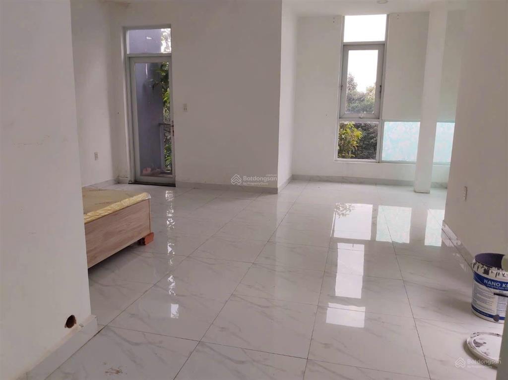 Cho thuê np 4pn, 5wc tại thành phố mới bình dương, 22 triệu, 100m2
