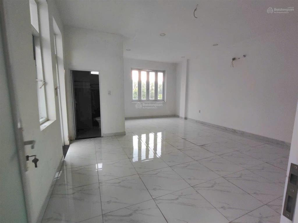 Cho thuê np 4pn, 5wc tại thành phố mới bình dương, 22 triệu, 100m2