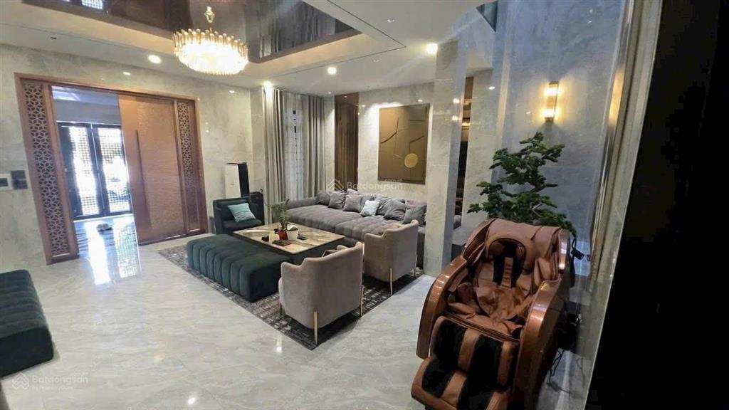 Bán nhà riêng tại đường d, chánh nghĩa, thủ dầu một, 20 tỷ, 600m2, hot!