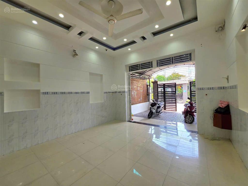 Bán gấp nhà mặt tiền bình nhâm 04, lái thiêu, tp.hcm