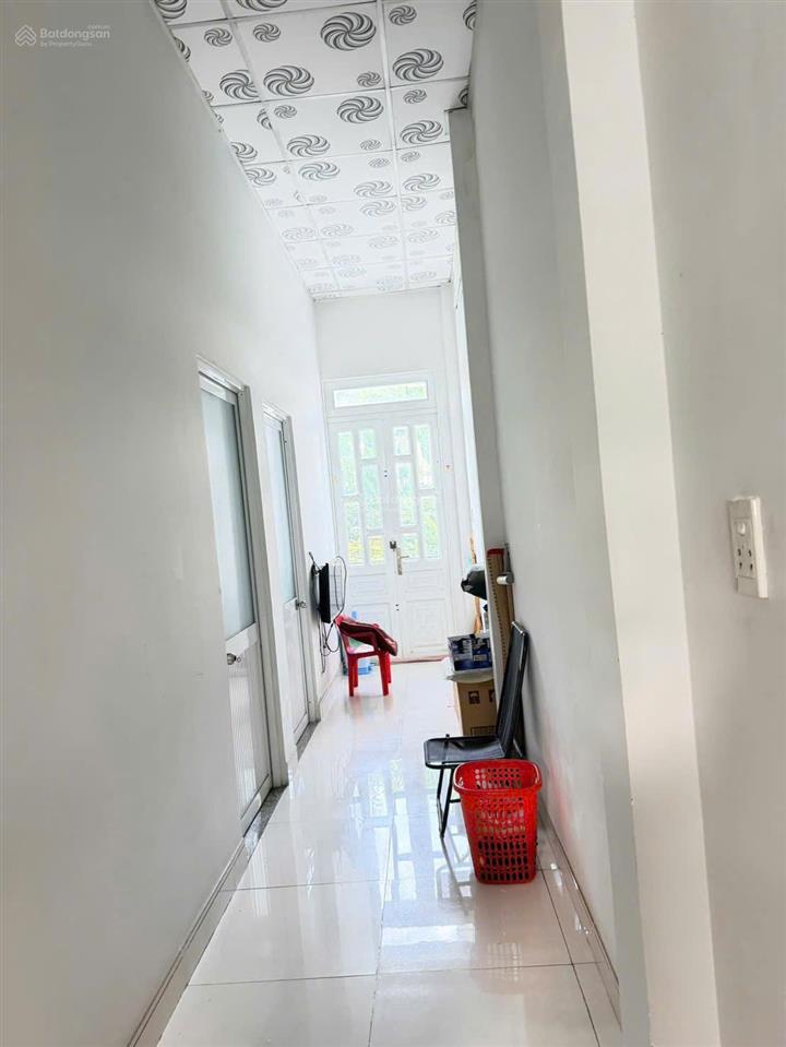 Bán nhà trệt lầu giá hời phường lái thiêu hẻm ô tô thông chỉ 2,75 tỷ