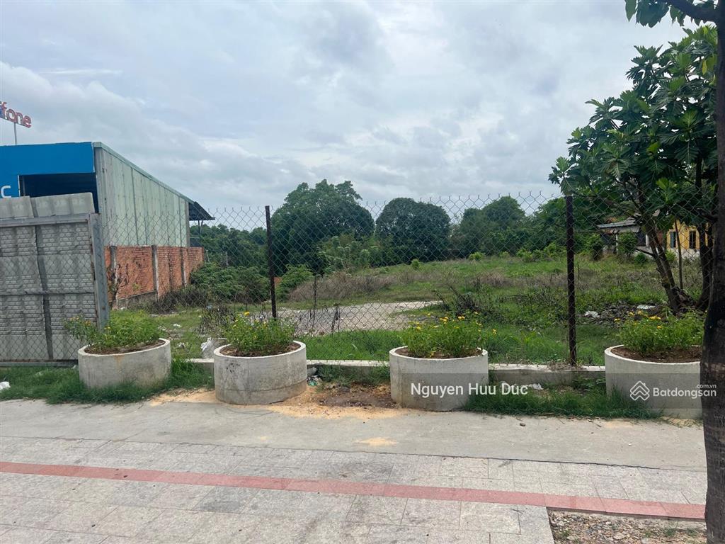 Bán đất mặt tiền quốc lộ 13 (2.569m2) thổ 1.800m2. p phú cường, tp. tdm, bình dương 295 tỷ đồng