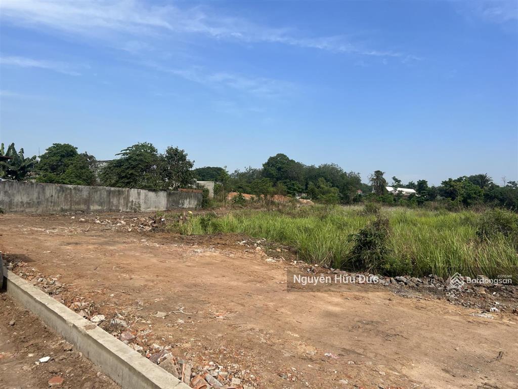 Bán đất 44 x 90m (3.700m2 thổ cư) phường phú chánh, tp, tân uyên, bình dương (10tr / m2)