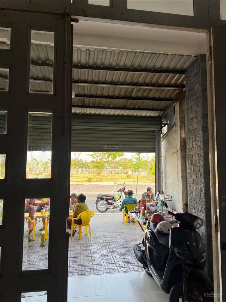 Bán nhà mặt tiền nguyễn tri phường 4,5 x 19 ( 100 thổ ) phường chánh nghĩa , tp , tdm , bình dương