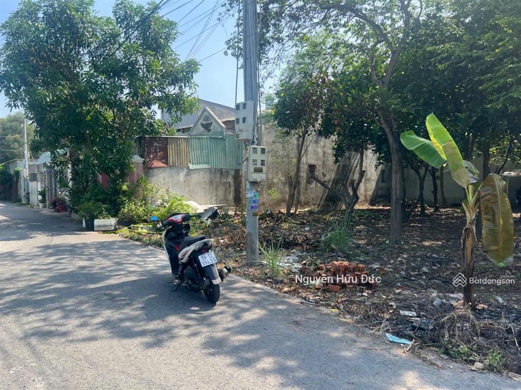 Bán đất hẻm nhựa 5m ( 5 x 24 ) 60 thổ cư . phường phú lợi , tp , thủ dầu một , bình dương . 2,6 tỷ