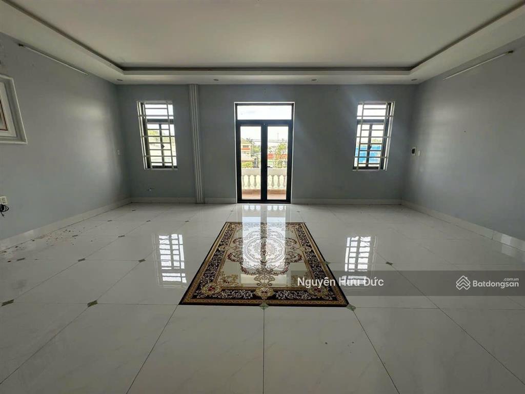 Bán nhà mặt tiền quốc lộ 13 phường thới hoà, tp, bến cát, bình dương 8,5 tỷ đồng