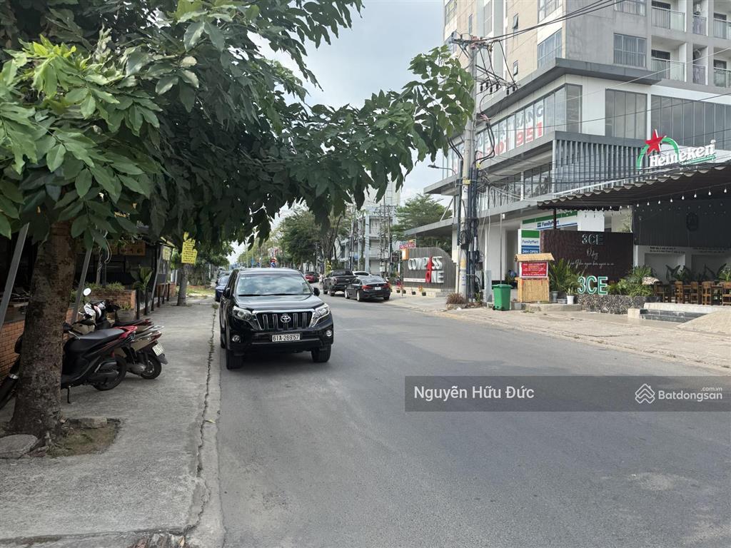 Bán đất mặt tiền đường trần phú 17 x 27 =469m2 ( 160 thổ phường chánh nghĩa , tp , thủ dầu một , bd