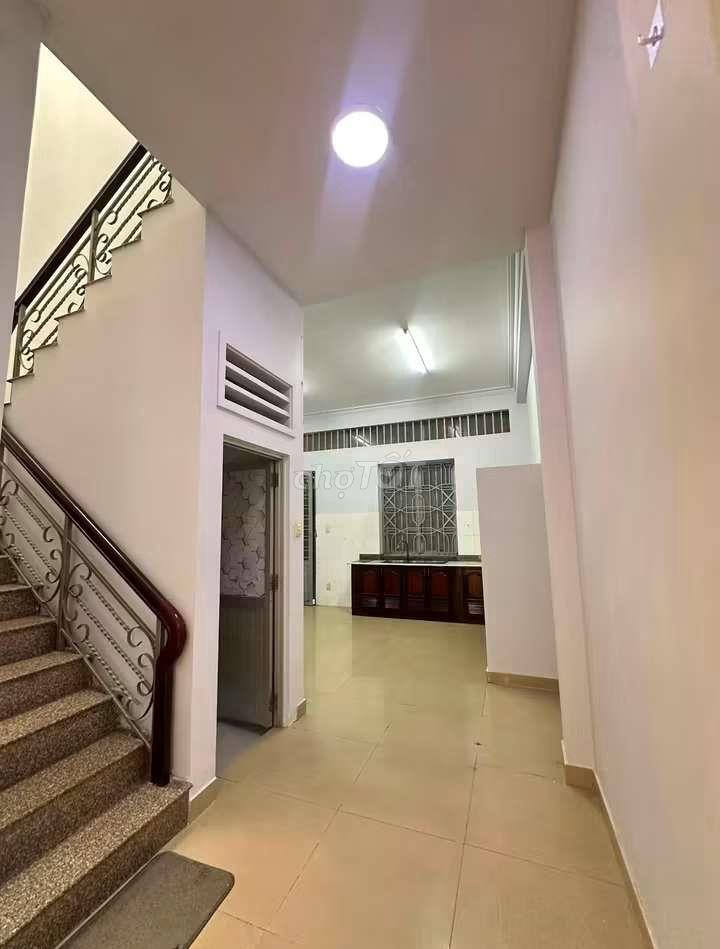 Trường Thọ - Đường Số 11- 2 Tầng 280m (5×28) -5PN- 3.9 Tỷ  
