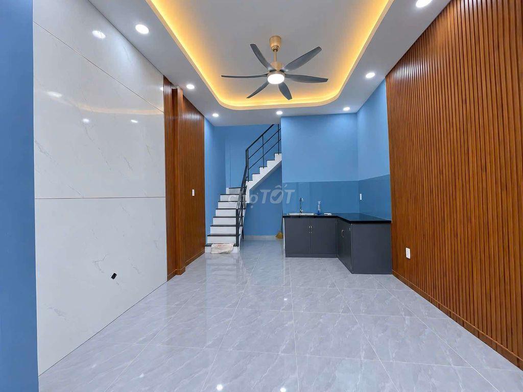 NHÀ NHỎ XINH CÁCH QL13 50M - CÁCH NGÃ TƯ BÌNH PHƯỚC 400M - HOÀN CÔNG
