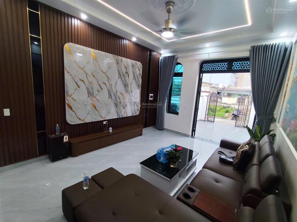 Cần bán căn nhà 106m full thổ cư giá 2ty190tr
