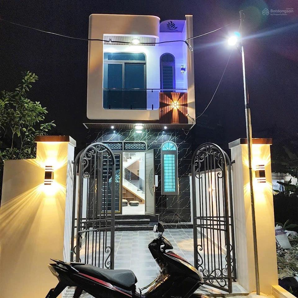 Cần bán căn nhà 106m full thổ cư giá 2ty190tr
