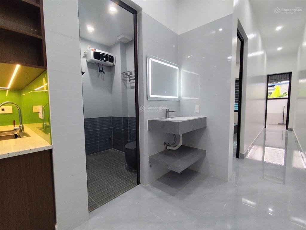Cần bán căn nhà 106m full thổ cư giá 2ty190tr