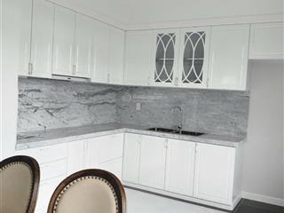 Cho thuê nhà mặt tiền kinh doanh midori park  full nội thất, có thang máy