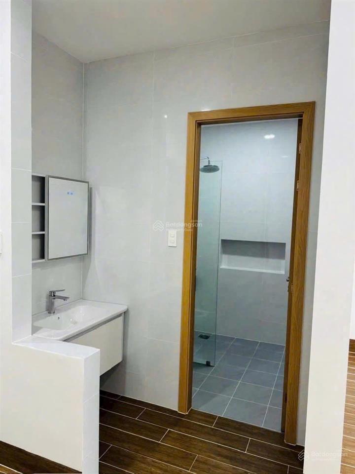 Bán nhà mới 1 trệt 3 lầu kdc phúc đạt thủ dầu một vị trí vip sát chung cư phúc đạt