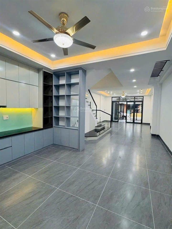Bán nhà mới 1 trệt 3 lầu kdc phúc đạt thủ dầu một vị trí vip sát chung cư phúc đạt