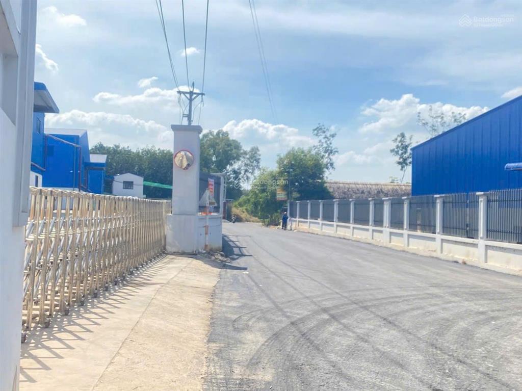 Cần bán nhà xưởng đang cho thuê dài hạn