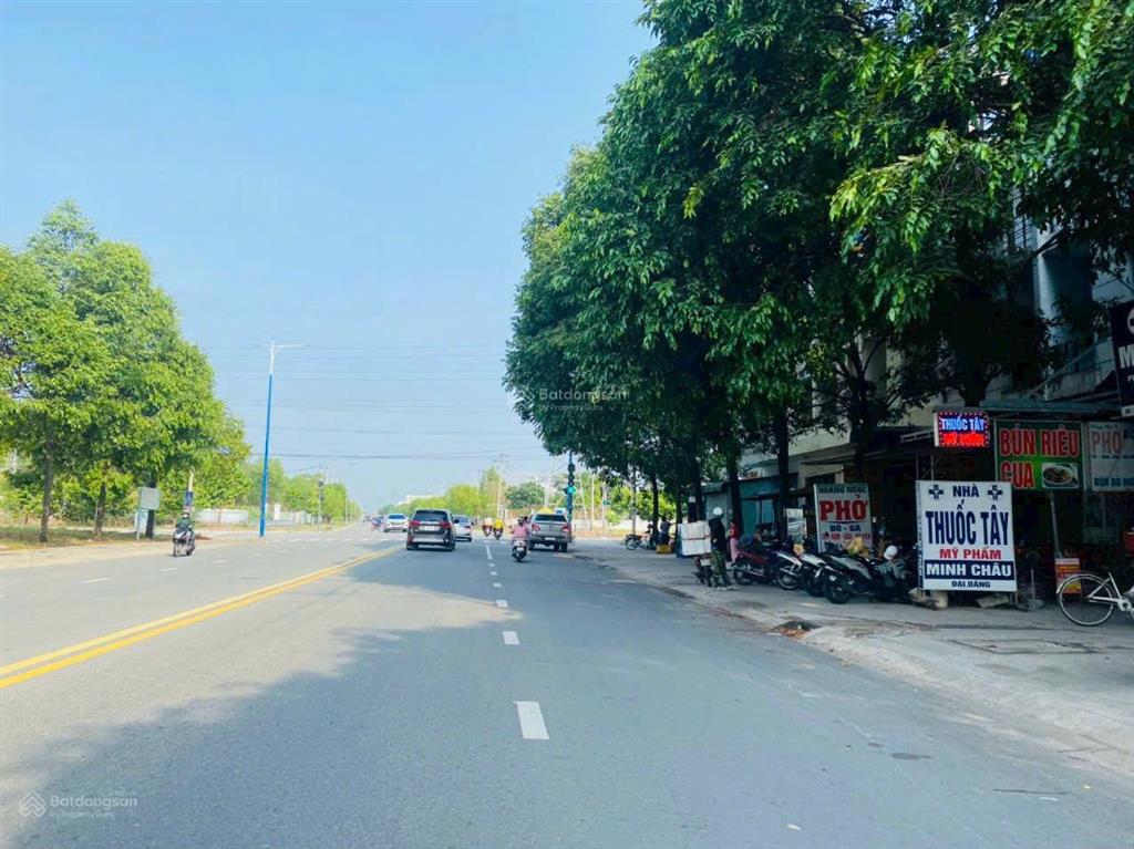 Bán nhà mặt tiền kinh doanh n11 khu 46 căn đại đăng, 100m2  4tỷ35