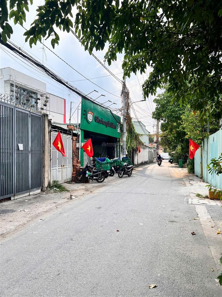Giá kịch sàn 271m2 19 tỷ  khuôn đất đẹp xây chdv  ngay ql13  ngang gần 8m