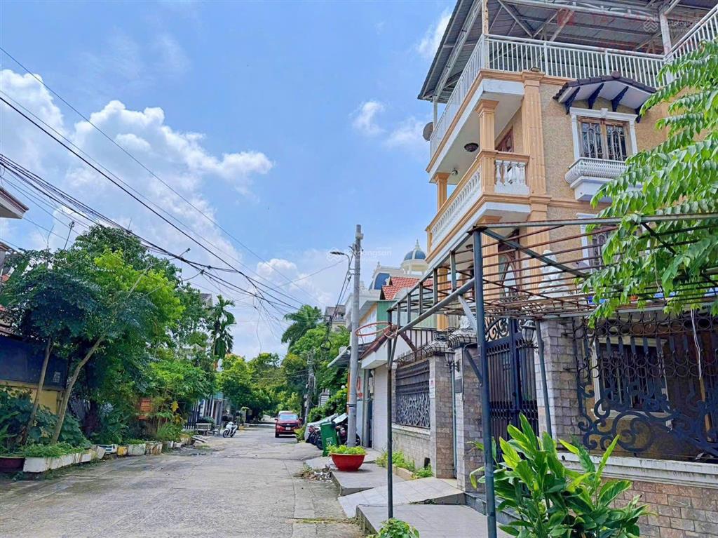 Rẻ nhất khu bên sông! 8x19m 13.5 tỷ  gần gigamall phạm văn đồng  hướng đông nam